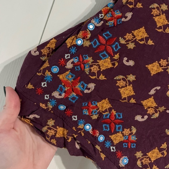 Patterned Shorts - Picture 2 of 4